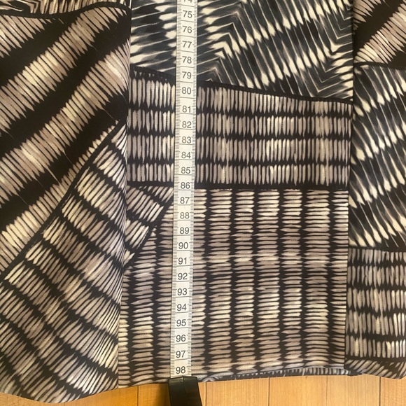 Stunning Calvin Klein like new size 2 dress - Picture 5 of 6